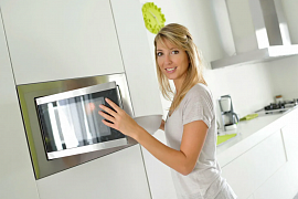 Как выбрать встраиваемую микроволновую печь? На что обратить внимание при покупке?