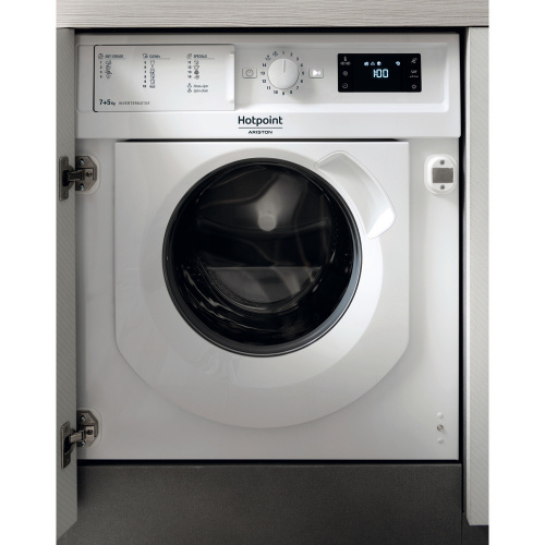 Встраиваемая стиральная машина с сушкой Hotpoint-Ariston BI WDHG 75148 фото 2