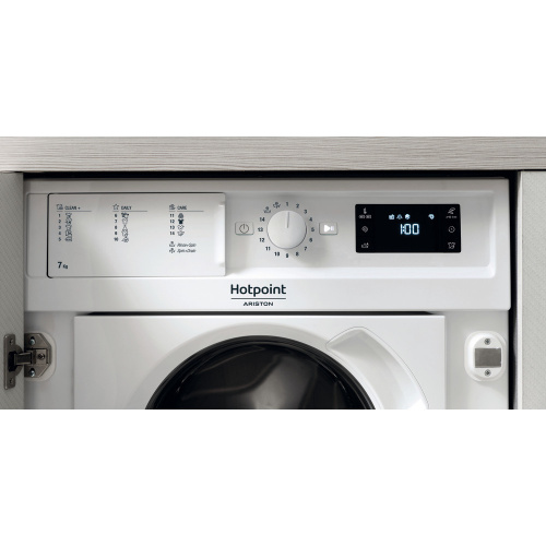 Встраиваемая стиральная машина Hotpoint-Ariston BI WMHG 71284 EU фото 6