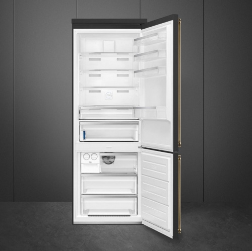 Холодильник Smeg FA8005RAO5 фото 8