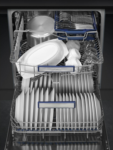 Встраиваемая посудомоечная машина Smeg STL67339L фото 6