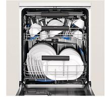 Встраиваемая посудомоечная машина Electrolux ESL 8316 RO