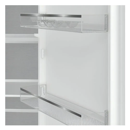 Встраиваемый холодильник Hotpoint-Ariston HBT 18I фото 4