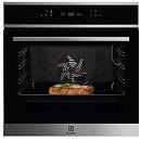Electrolux EOE7C31X: Духовка 72 л с термощупом и конвекцией