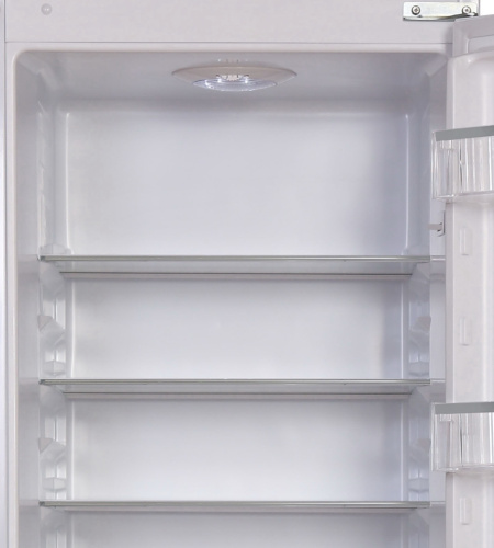 Встраиваемый холодильник Scandilux RBI120 фото 6