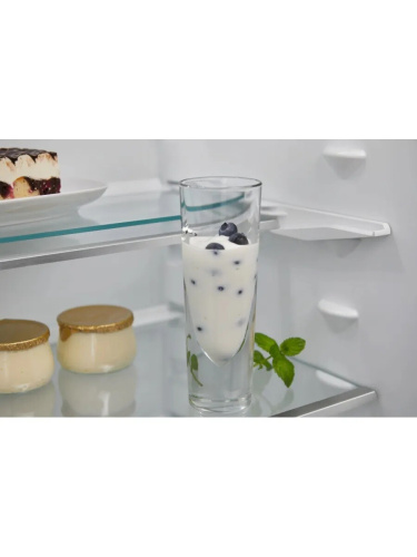 Встраиваемый холодильник Electrolux LNS9TE19S фото 5