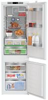 Встраиваемый двухкамерный холодильник Grundig GKIN25720